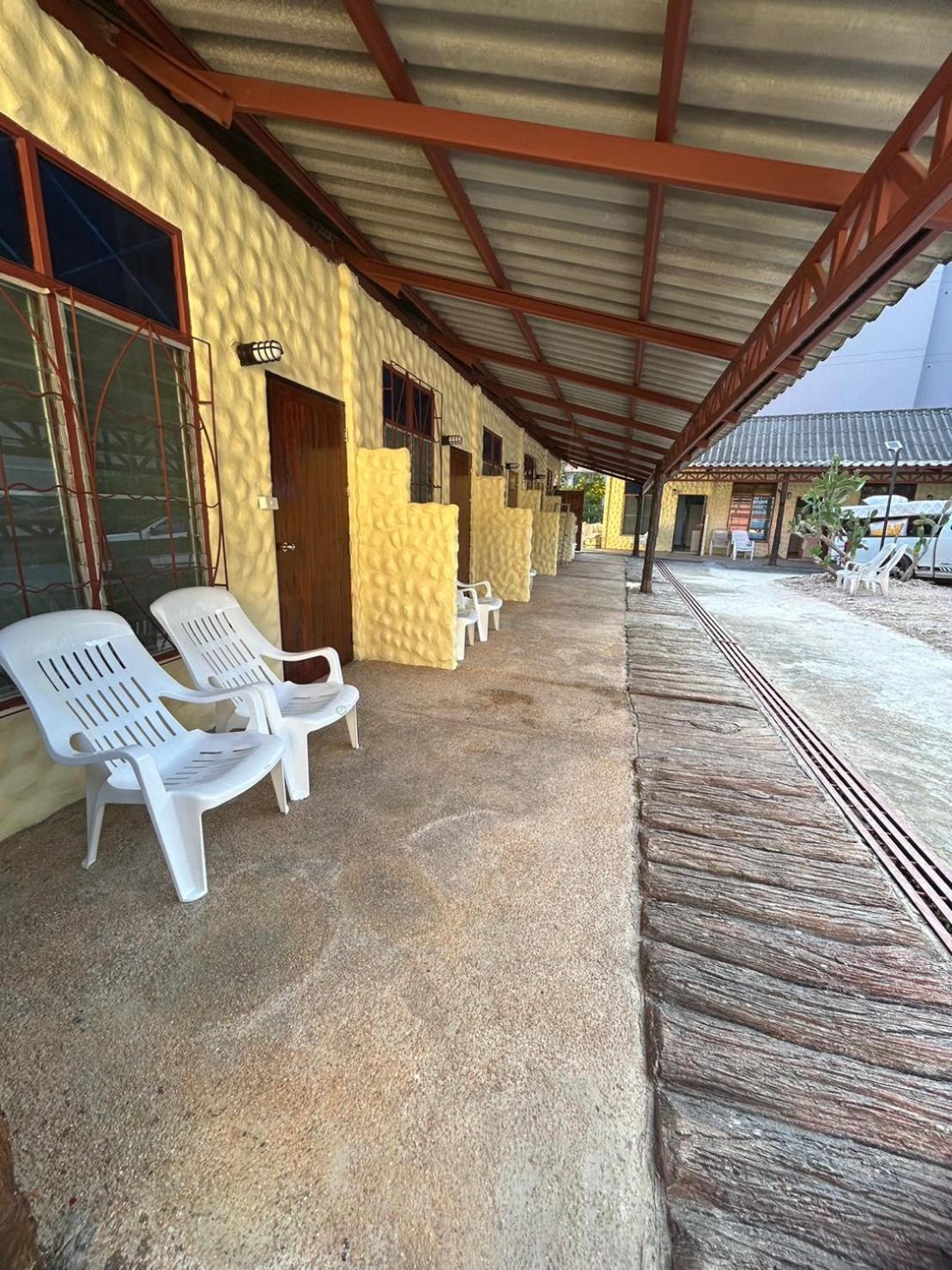 Adam Bungalows 甲米 外观 照片